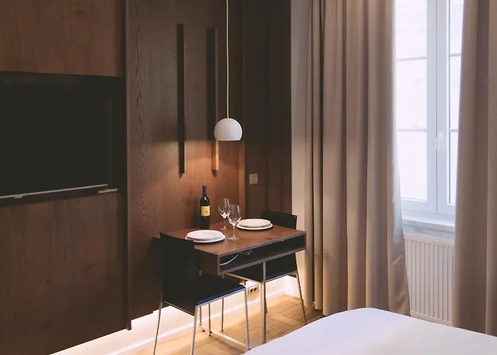 Apartment Ambassador *